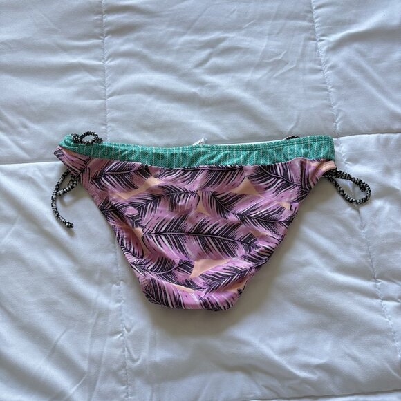 Hula Honey Leaf Breeze Womens Size Medium Side Tie Cheeky Bikini Swim Bottoms - Picture 5 of 5